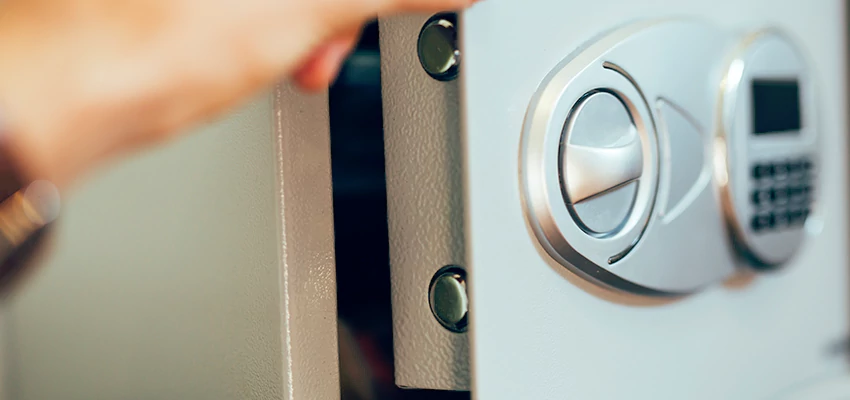 Fingerprint Safe Openers in Placerville, CA